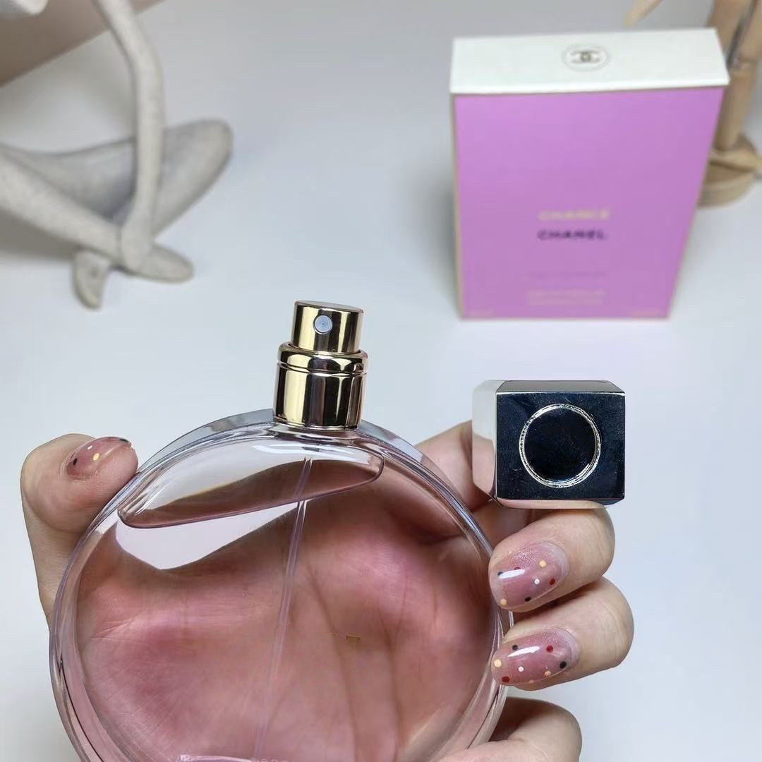 High-quality perfume factory, logo customization available